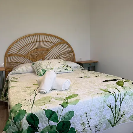 Дом отдыха Casa Acantilados De Con Jardin Privado Y Barbacoa Лангре